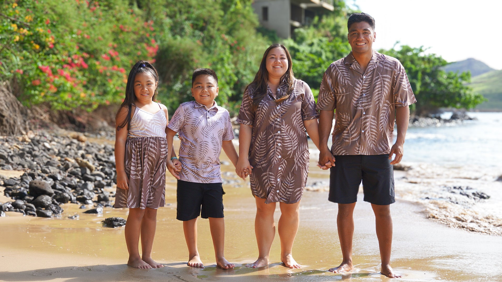Men’s / Unisex Aloha Shirt - Shadow Fern in Coco